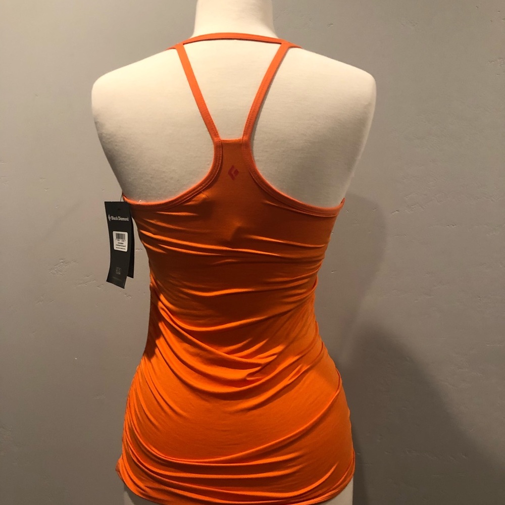 Black Diamond six shooter tank